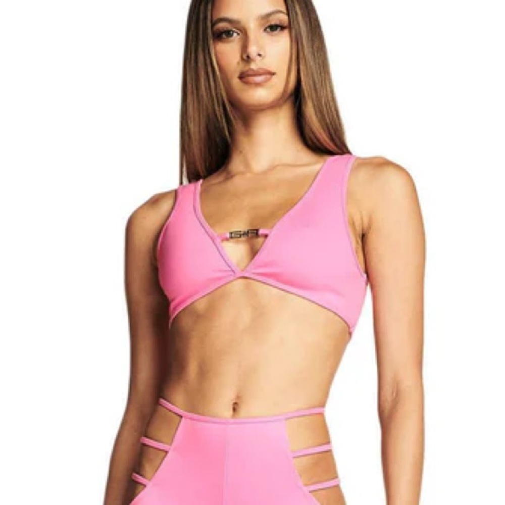 I AM GIA Lucid Top